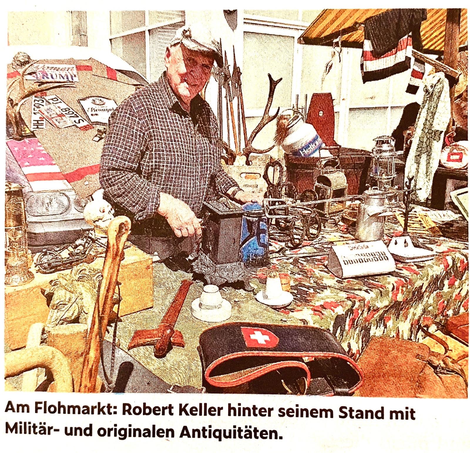 Robert Keller Antiquitäten Keller Schwyz – Stand mit Militär- und Antiquitätenartikeln